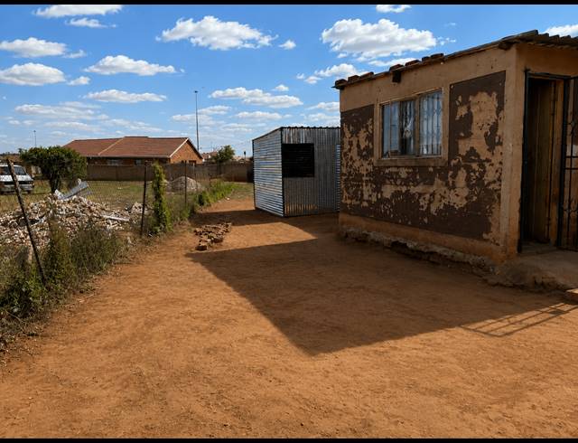 1 BEDROOM HOUSE FOR SALE IN EVATON WEST